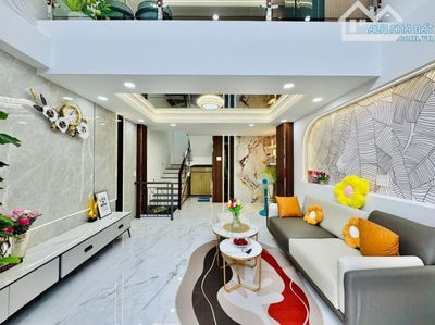 Bán nhà hẻm 1/ Hoàng Việt, Tân Bình. Hẻm 6m, giá 4.6 tỷ / 49.5m2, sẵn HĐ thuê 18tr / tháng