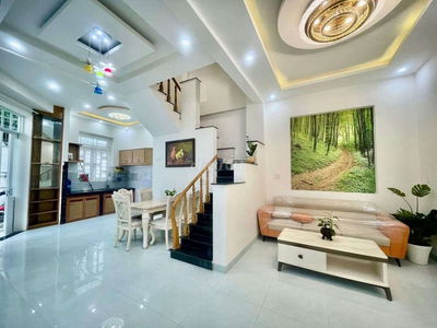 Bán nhà phan chu trinh hẻm oto đi bộ ra biển gần vị trí hẻm thông đẹp