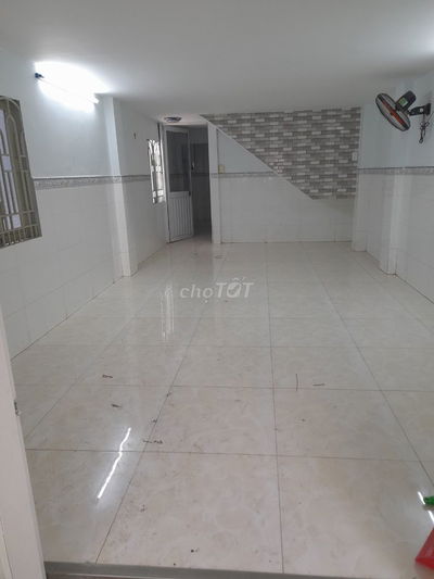 Nhà 1 trệt 1 lầu 103 m2 đường Thống Nhất , P.11, GV