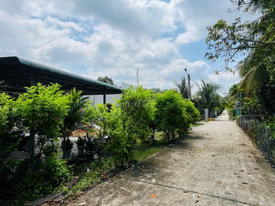 Cần bán 1500m2 đất bám mặt tiền bêtông-có thổ cư-Gần UBND xã