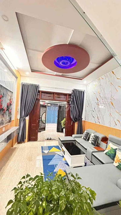 NHÀ THẠNH XUÂN 22.QUẬN 12.GIÁP GÒ VẤP.KÈM NỘI THẤT.DT 4 X13M.2 LẦU.4PN