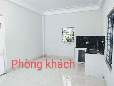 Căn hộ mới 45m2 tầng 2, giá 5 triệu, 2 phòng, có nóng lạnh, nhà vskk