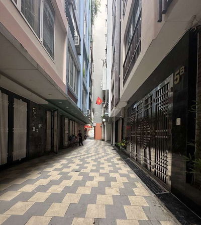 NHÀ ĐẸP QUAN HOA CẦU GIẤY, NGÕ Ô TÔ - GẦN PHỐ 33M 4 TẦNG - 11,85 TỶ