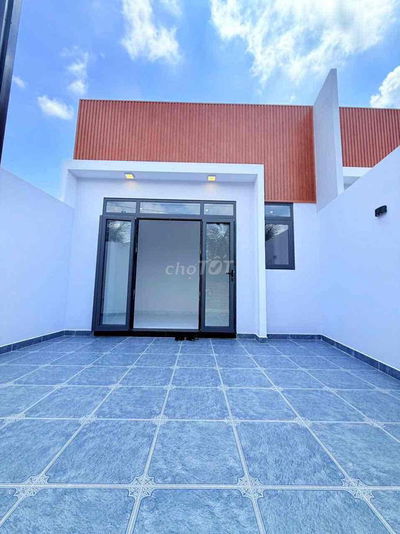 ĐẤT TIỀN GIANG GẦN QUẢNG TRƯỜNG