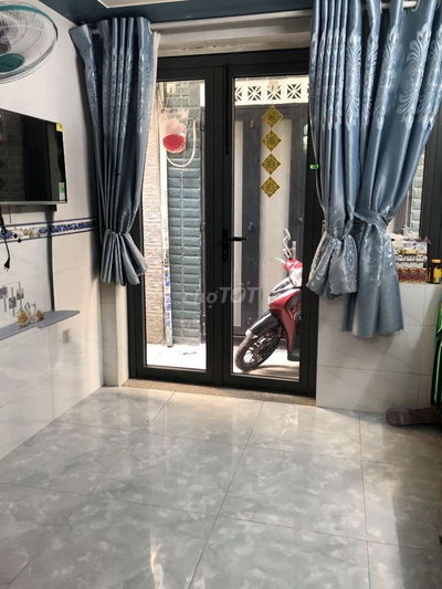 BÁN NHÀ PHẠM VĂN CHIÊU GV, 3 TẦNG, 3PN, HẺM 2,5m, NHỈNH 2 Tỷ