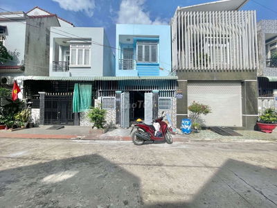 Nhà lầu đường xe hơi gần ngã tư Chiêu Liêu giá rẽ 3 tỷ 390 triệu