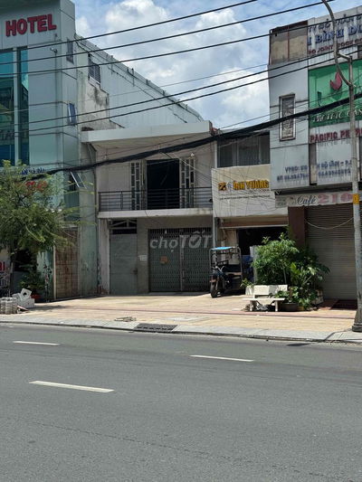 mặt bằng 5x17m -ĐINH BÔ LĨNH
