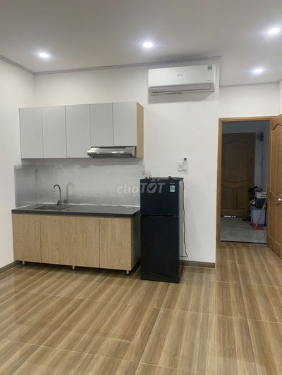 Căn hộ 28m2 BAN CÔNG Gần ĐH Hutech, FPT, Tài Chính, SP Kỹ Thuật