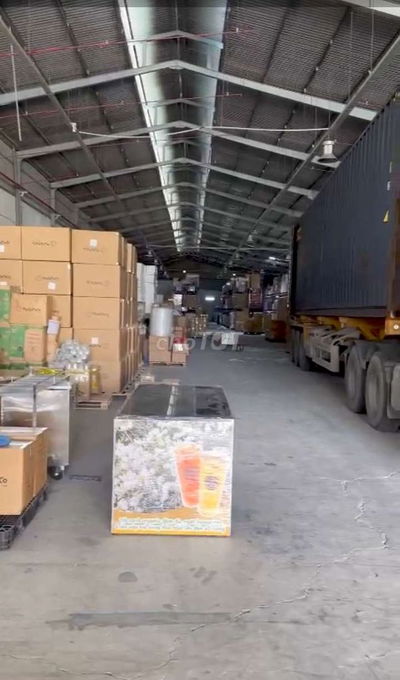 Cho thuê kho xưởng đg trần đại nghĩa bình tân DT 2600m2 giá 240tr pccc
