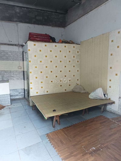 cho thuê phòng tại số 4 phố tu hoàng p, khép kín