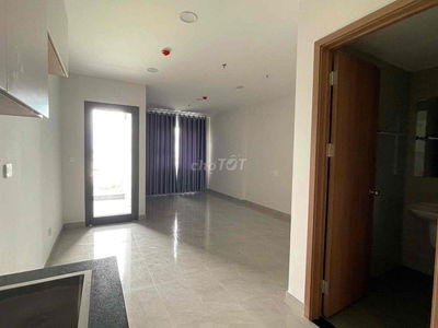 CHO THUÊ GẤP STUDIO CÓ RÈM, MÁY LẠNH 33m2