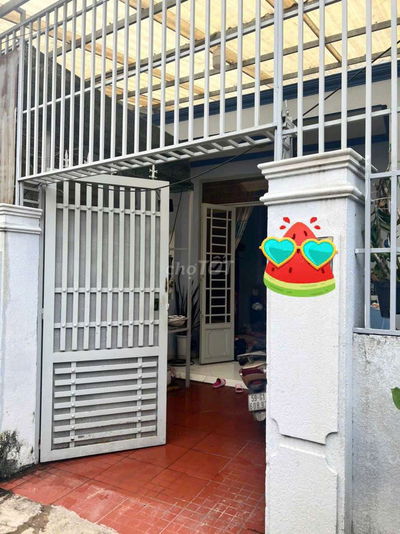 Cần bán gấp nhà P TTN Q12 nhà cấp 4.DT 4 x19 hẻm ba gác  2 PN 2WS