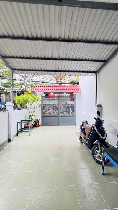Nhà Nguyên Căn Góc2 Mặt tiền gần chung cư tiện Kinh Doanh làm spa , vP