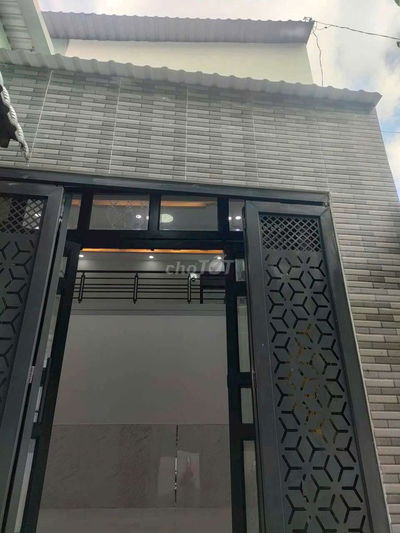 Nhà SHC đúc lửng 2/ngắn đường Tân Chánh Hiệp 26 P.Trung Mỹ Tây TP.HCM