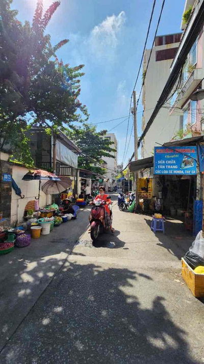 BÁN LÔ ĐẤT HẺM 88 NGUYỄN VĂN QUỲ Q.7 - 4,2mx16m(67,3m) - 4,5 tỷ TL