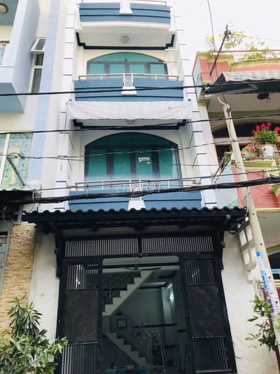 XỊN - HXH mặt tiền Diên Hồng 4 Tầng DT đất 35 m2 Nhỉnh 9 Tỷ