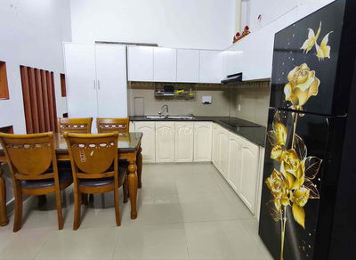 Cho thuê nhà CỒN DẦU- HOÀ XUÂN- NỘI THẤT y hình xách vali vào ở 100m2,