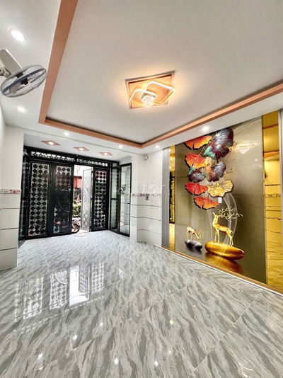 Nhà Đúc 2 Tầng DT: 4x10 chỉ 4.35 tỷ
💥Đường Xe Hơi 5m  Cạnh Phan Anh