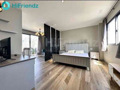 Cho thuê căn hộ full nội thất 1 PN ngã tư Thủ Đức, Metro, Lê Văn Việt