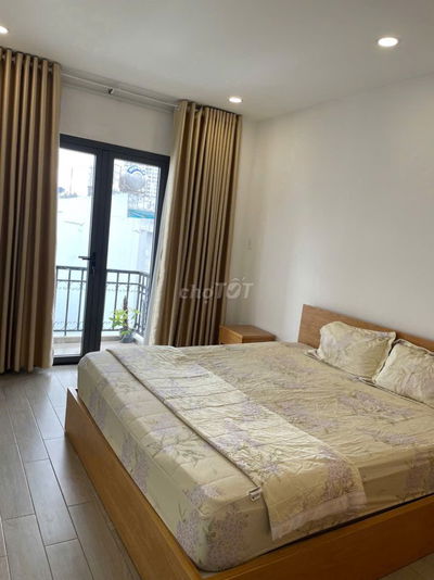 Sẵn 1 Phòng Ngủ - 2 Ban Công - Full Nội Thất - Ngay Cầu Sài Gòn, Metro