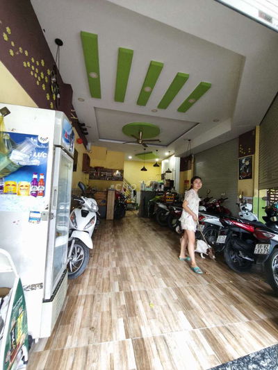 NHÀ LÔ GÓC 2 MT 3 TẦNG, NGANG 5 LÊ THỊ RIÊNG CHỈ NHỈNH 6 TỶ