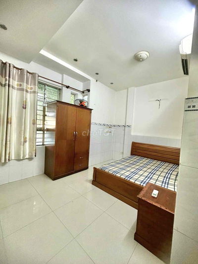 STUDIO MỚI SẴN NỘI THẤT - THANG MÁY - AN NINH CAO