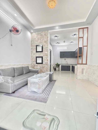 Nhà giáp EAON- Dt:4x8 - đúc 2 tầng- Chỉ 3.xtỷ