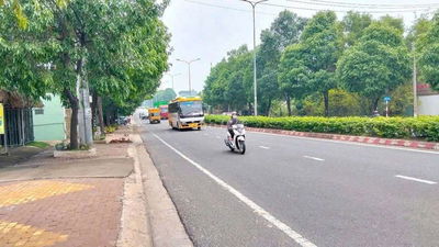 Bán Đất Mặt tiền kinh doanh đường nguyễn chí thanh - TDM,BD.