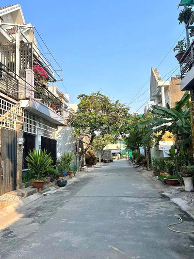 Chủ ngộp bán nhà C4 ở Xuân Thới Sơn-Hóc Môn.DT 85m2, giá 700tr. SHR.
