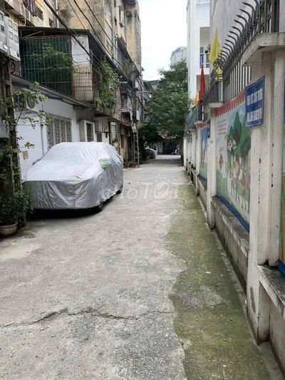 CHO THUÊ NGUYÊN CĂN ĐẠI LA, Ô TÔ ĐỖ CỬA, 34M 3.5 TẦNG 11TR