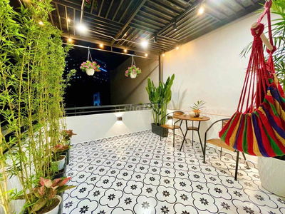 Bán nhà hẻm xe hơi Đoàn Thị Điểm, nhà mới ở liền