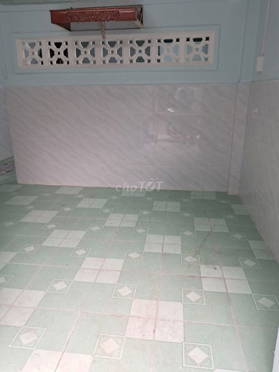 Nhà 4m×10m,1 lầu,thoại ngọc hầu.