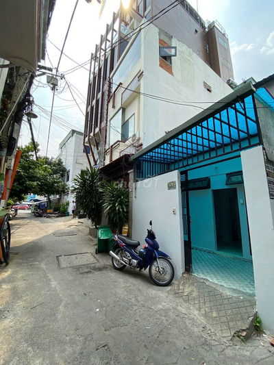 Nhà HXH 230/5 Nguyễn Xí, P13, DT 4x15m, 1 Lầu, 3PN, 3WC, 12.8tr