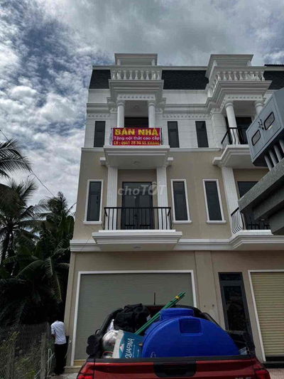 Bán Nhà Mặt Tiền Trợ Tân Trụ - Long An ( cũ )