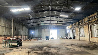 *Cho thê kho xưởng*900m2 gần Q.L 1A, Linh Trung, Quận Thủ Đức