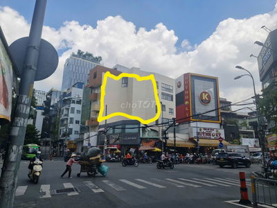 CHO THUÊ VỊ TRÍ ĐẶT BIỂN QUẢNG CÁO - NGAY GÓC NGÃ 4 TRẦN QUANG KHẢI
