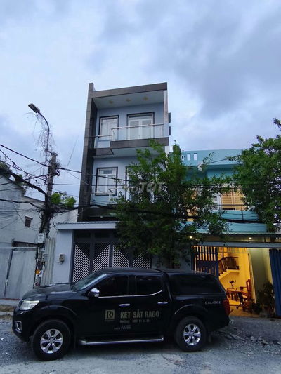 Nhà đường 8m, 1632/ Lê Văn Lương, Giá: 6,5ty, DT:5x18m, 3 tầng, Nhà Bè