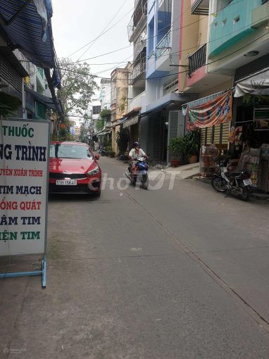 Bán nhà hẻm 32 Ông Ích Khiêm ,40,8m2 ngang 4,1 1T2L HXH chỉ 3,7 tỷ