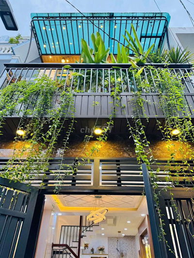 Cô Sáu nhờ bán nhà 39m² đường Đinh Bộ Lĩnh, P26, Bình Thạnh.Hẻm oto 5m