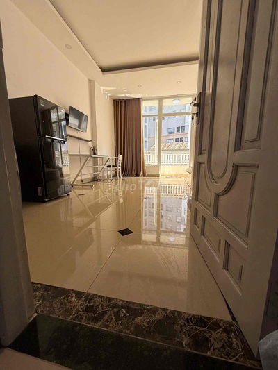 cho Thuê Phòng Studio Quận Tân Bình, Đi Bộ Qua Sân Bay