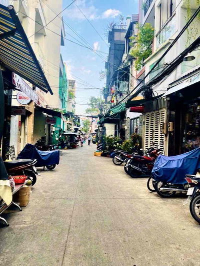 💥Hẻm xe hơi 6m kinh doanh đỉnh.Cạnh vòng xoay Lý Thái Tổ.-  .Nhà 4Tầng