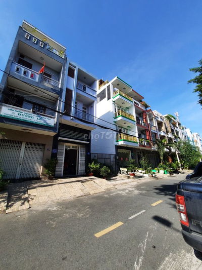 🍃🌿💯Căn Góc Nhà Cấp 4 MTNB khu Tên Lửa 4x16m KẾ BÊN CV 2 BƯỚC CHÂN🌳