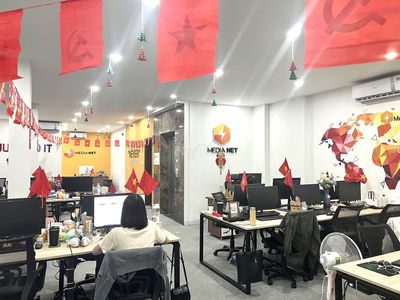 Cho thuê văn phòng 2 tầng Địa chỉ: Kinh Dương Vương