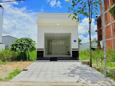 CHO THUÊ NHÀ TRỆT MỚI 100% TRỤC CHÍNH ĐƯỜNG D1 KDC HỒNG LOAN
