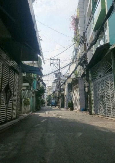 NHÀ SÁT BÊN TÂN BÌNH, GẦN AEON TÂN PHÚ, 55M2, 2 TÂNG, GIÁ HƠN 3XX. TỶ.