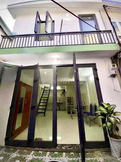 Chỉ 2,25 tỷ có ngay nhà 2 tầng - Gần cầu Rồng