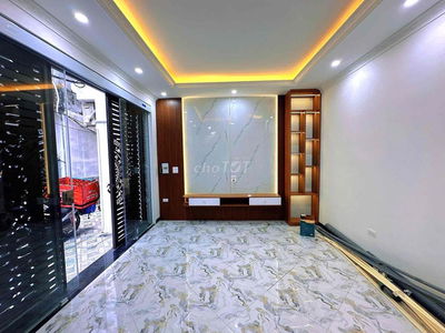 Siêu hiếm! Láng Hạ, ngõ ba gác tránh, nhà mới koong, full nội thất