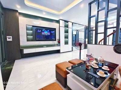 Hot hot! Thổ Quan, ngõ nông, gần phố, gần ô tô, ở sướng