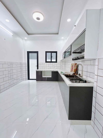 NHÀ ĐẸP 3 TẦNG NGAY LOTTE MART, 30M2, 4PN, NHỈNH 3 TỶ