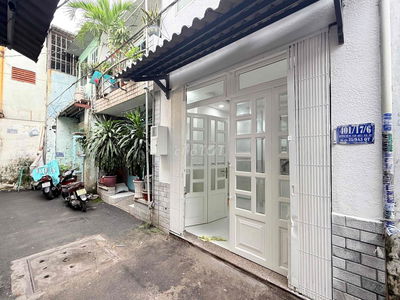 Chính chủ bán gấp nhà đẹp Nguyễn Văn Khối, P8, GV - 2 lầu 3PN 2WC TL